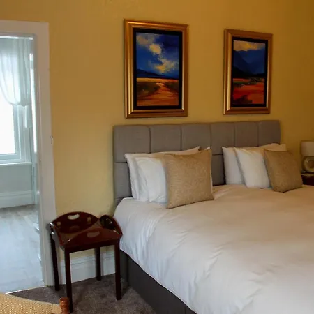 The Gaydon Bed & Breakfast Lytham St Annes
