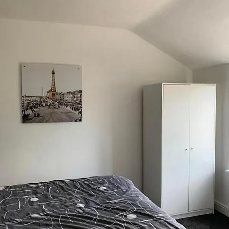 Holiday home Beautiful House In A Perfect Location Lytham St Annes