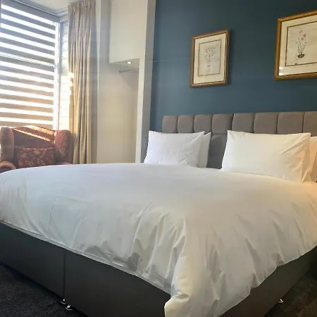 Bed & Breakfast The Gaydon 3*