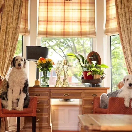 Howarth House Guest house