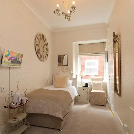 Howarth House 4* Lytham St Annes