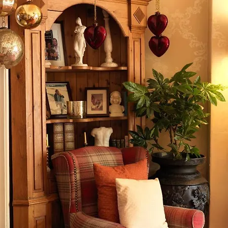 Howarth House Guest house