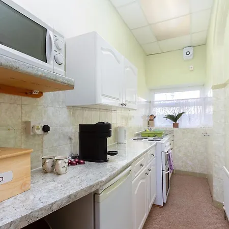 Heyhouses Holiday Residences - Porritt Apartment *