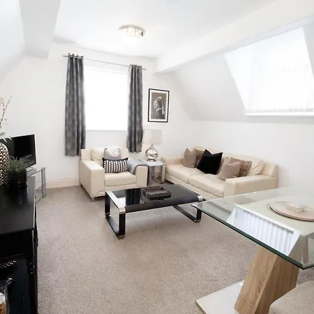 Mode - The Old School House Apartment *