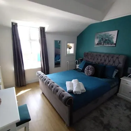 34three Apartment