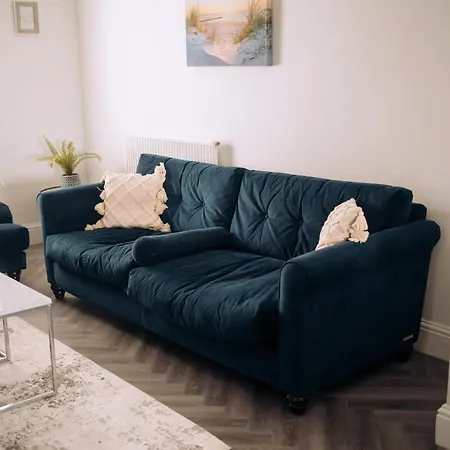 The Windmill, Apartment *