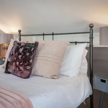 Cosy In - Close To Holiday home
