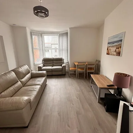Lovely 1 Bed Spacious In Flat 2 Apartment *