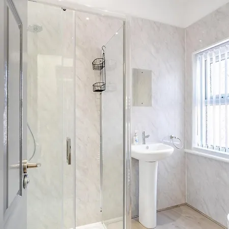 Holiday home Three - Uk43701 Lytham St Annes