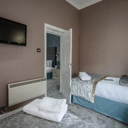 Glendower Bw Signature Collection Hotel