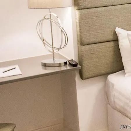Guest house Howarth House 4*