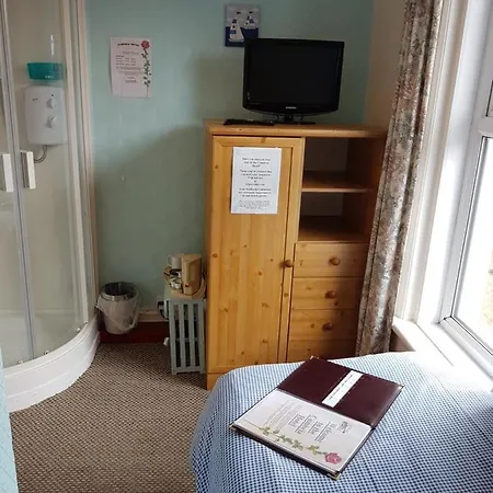 Cumbria Bed & Breakfast 3*