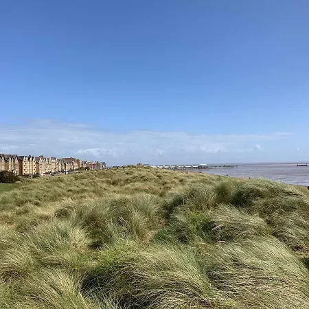 Shore - Sea Views Apartment