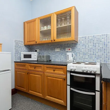 Heyhouses Holiday Residences - Ansdell Apartment