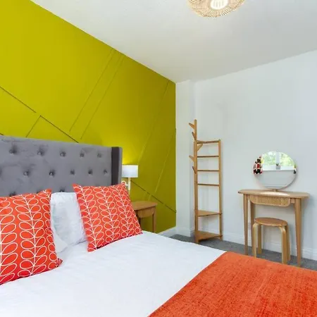 Avella By The Park Holiday home
