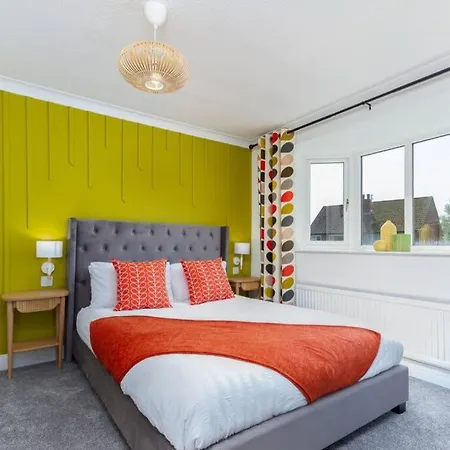 Avella By The Park Holiday home Lytham St Annes