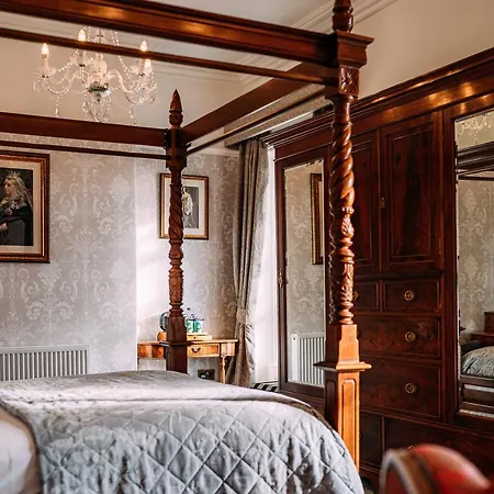 Inn The Queens Lytham St Annes