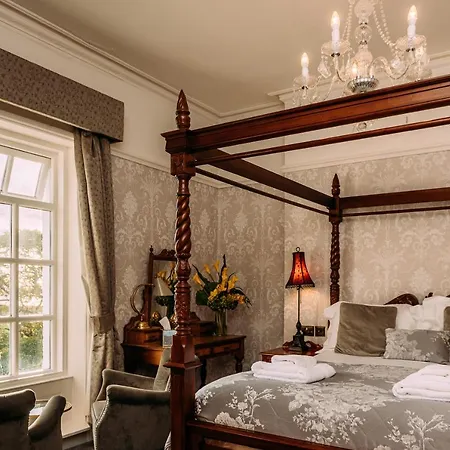 The Queens Inn 3*