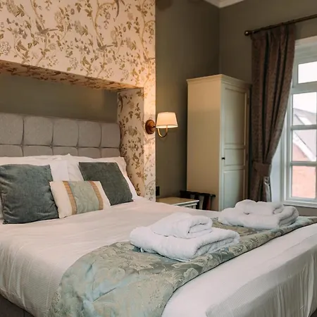 Inn The Queens Lytham St Annes