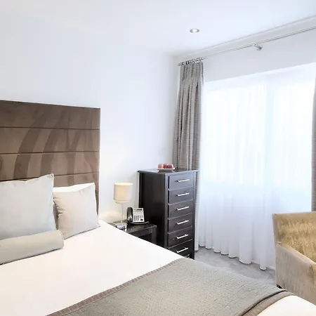Mode St Annes 4*