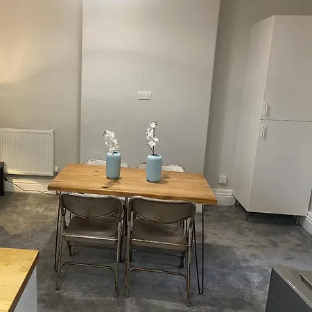 1 Bedroom Spacious Lytham St Annes