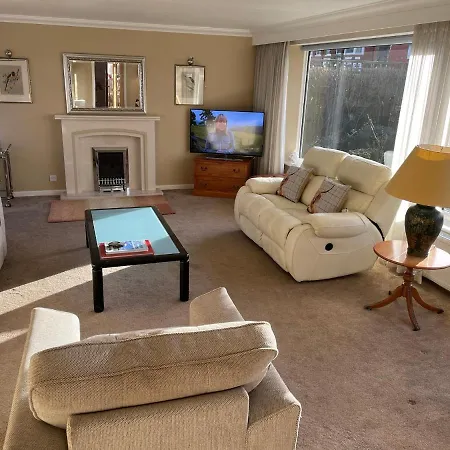 Holiday home 'sounion' - Fabulous, Spacious Modern House With Large Private Garden In Leafy Lytham Lytham St Annes