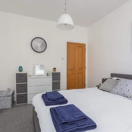 Charles Alexander Short - Clifton Drive Retreat Apartment Lytham St Annes