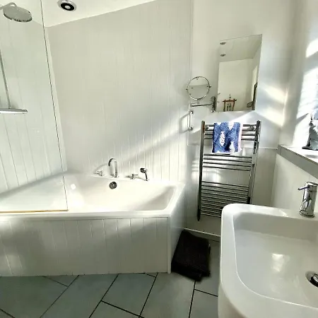 Holiday home The Bungalow A Tranquil 3 Bedroom Close To Beach