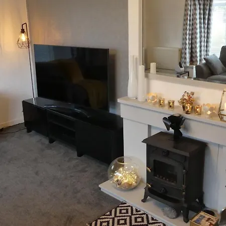The Bungalow A Tranquil 3 Bedroom Close To Beach Lytham St Annes
