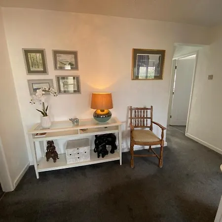 The Bungalow A Tranquil 3 Bedroom Close To Beach Holiday home Lytham St Annes