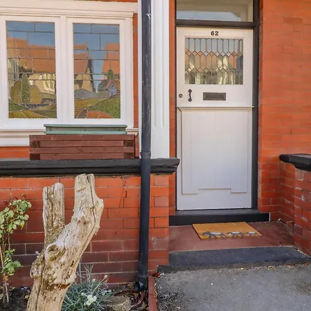 62 Park Road * Lytham St Annes