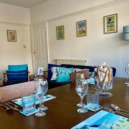 62 Park Road * Lytham St Annes