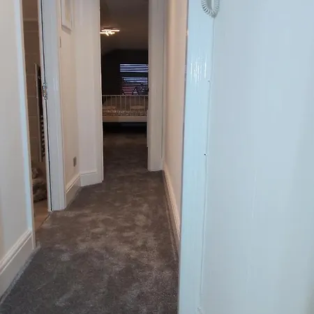 St Anne's Penthouse With Seaview, Lytham St Anne's Apartment