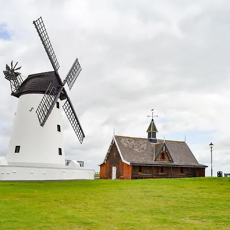 Holiday home Old School Lytham St Annes