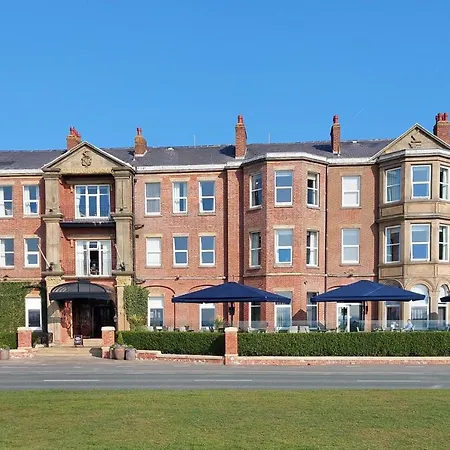 Hotel Clifton Arms 4*