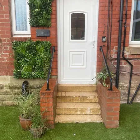 Apartment Ashton Mews With Free Parking *