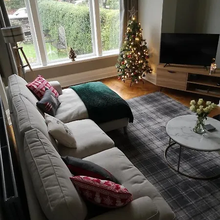 34 One Apartment *