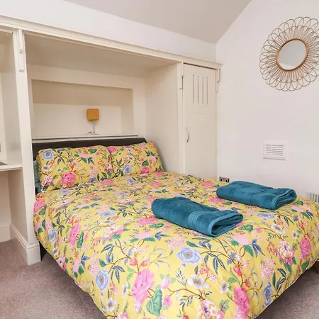 Holiday home Yewdale Lytham St Annes