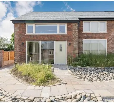 Holiday home The At Ivy Farm By Charles Alexander Short Lytham St Annes