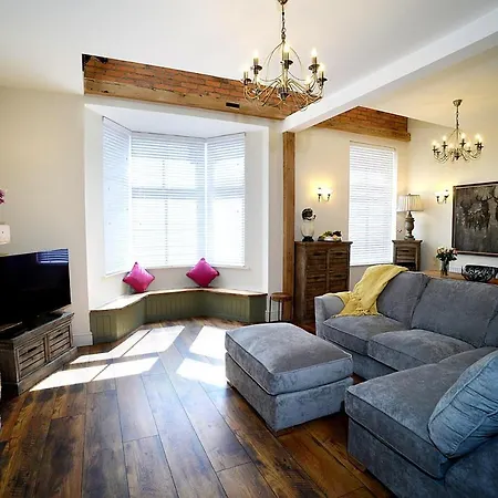 Apartment Pippin Lytham *
