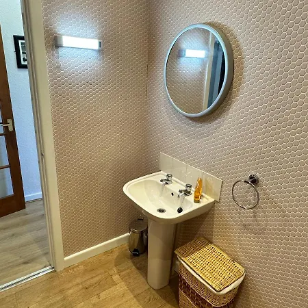 Spacious One Bedroom In Location Lytham St Annes