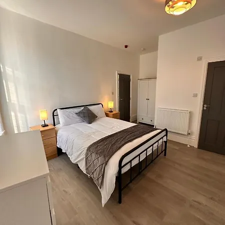 Arc Holiday Apartment Lytham St Annes