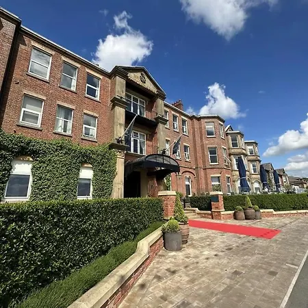 Clifton Arms 4*