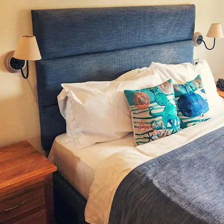 Hotel Clifton Arms