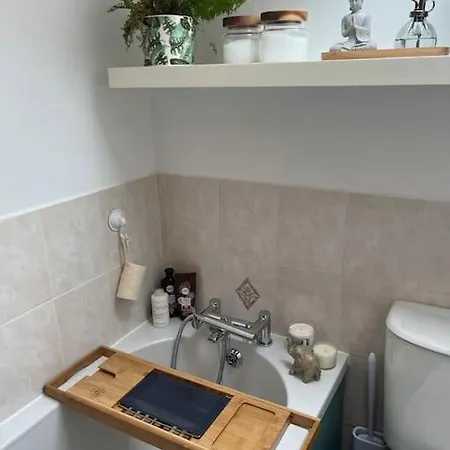 Cosy & Calm Escape By The Sea Lytham St Annes