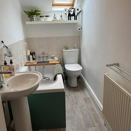 Cosy & Calm Escape By The Sea Lytham St Annes