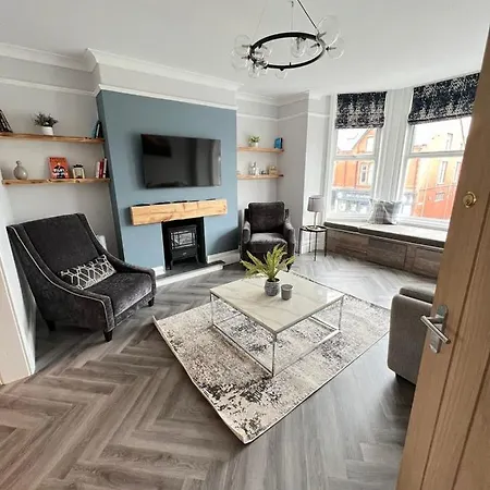 The Dunes, Apartment