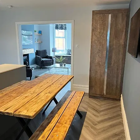 The Dunes, Apartment *