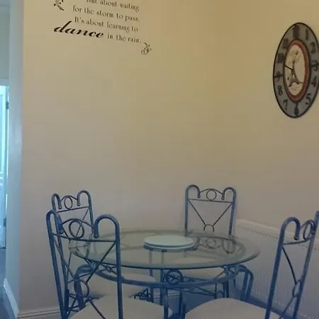 Apartment Strathmore