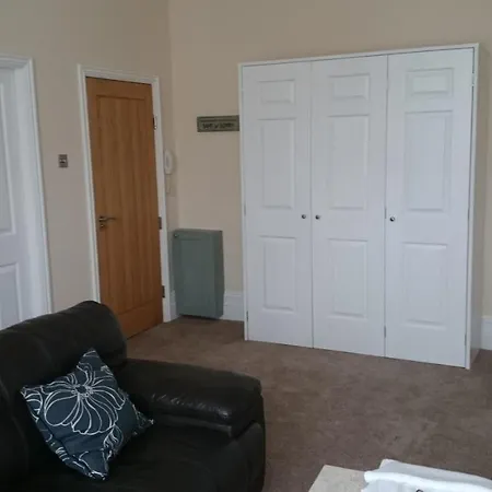 Strathmore Apartment *